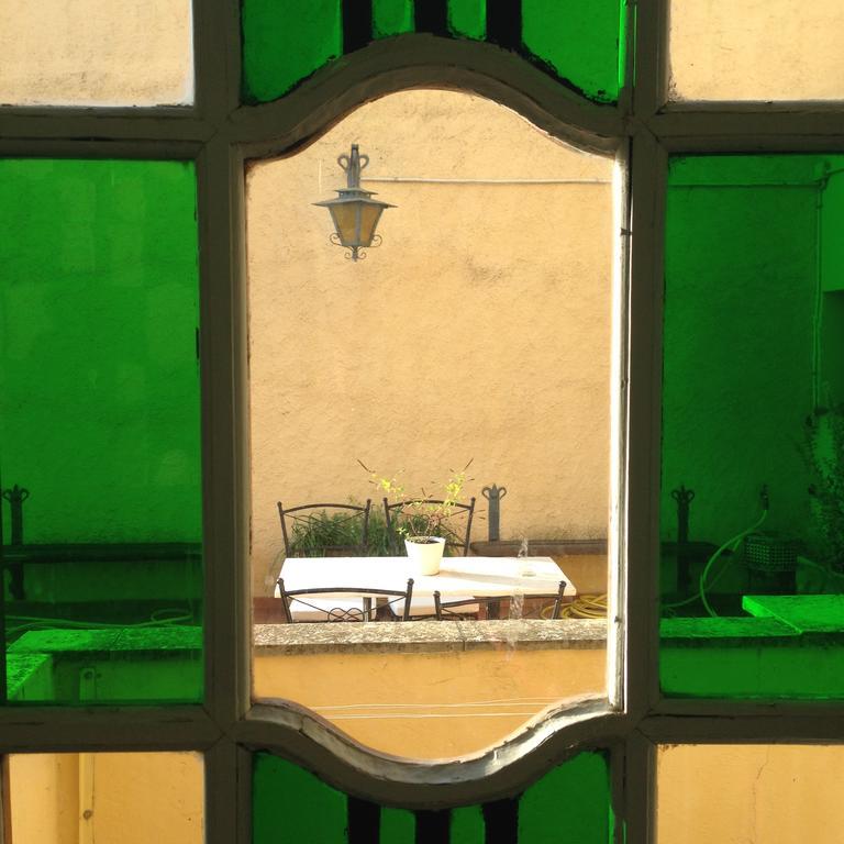 Cal Comabella Bed and Breakfast Balaguer Exteriör bild